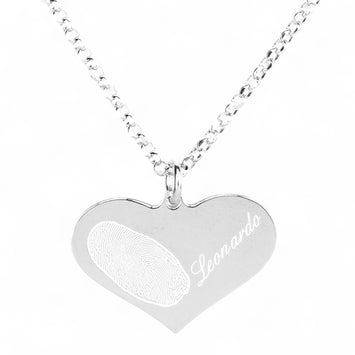 Cuore in argento con impronta personalizzata e nome personalizzato.