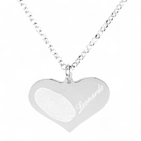 Cuore in argento con impronta personalizzata e nome personalizzato.