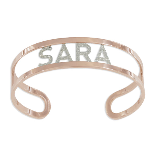 Bracciale aperto in argento rosè con lettere o simboli rodio